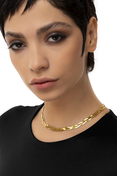 COLLANA TRECCIA ESSENTIAL