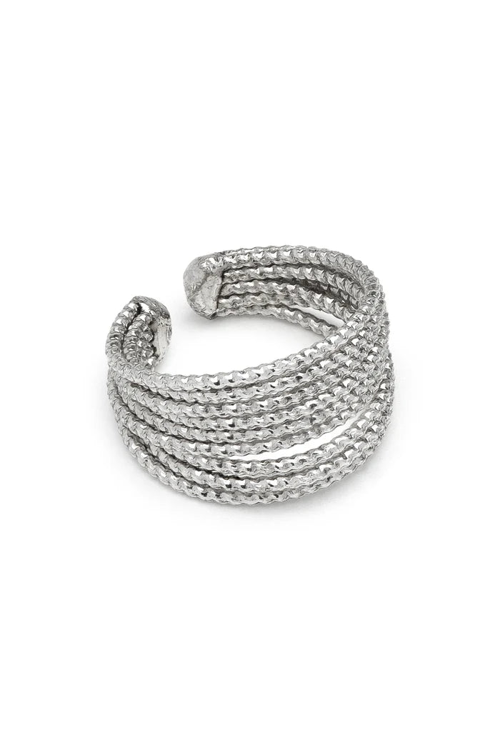 MULTI-STRAND BAND RING
